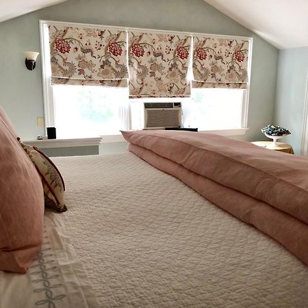 34 State "Historic Luxury Suites" Skaneateles Bagian luar foto