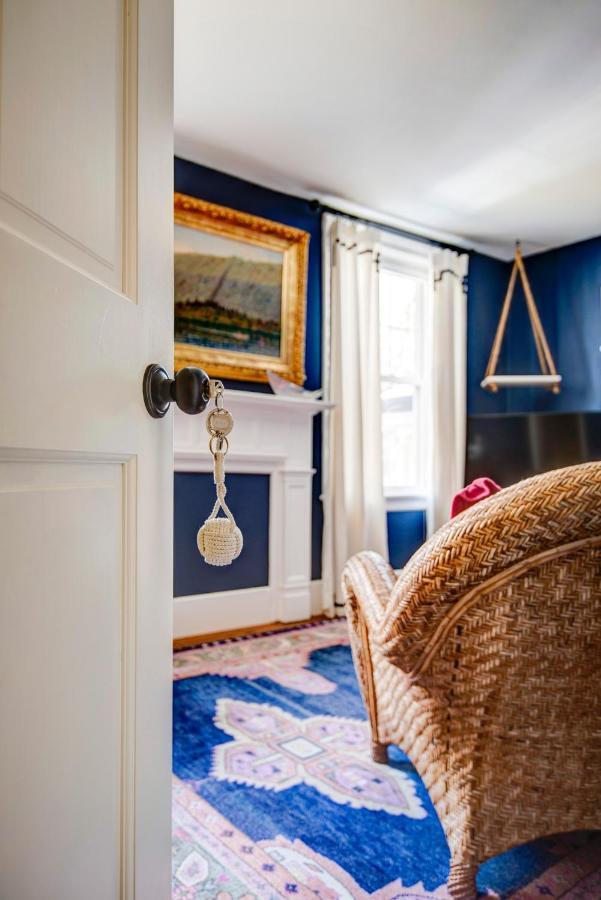 34 State "Historic Luxury Suites" Skaneateles Bagian luar foto
