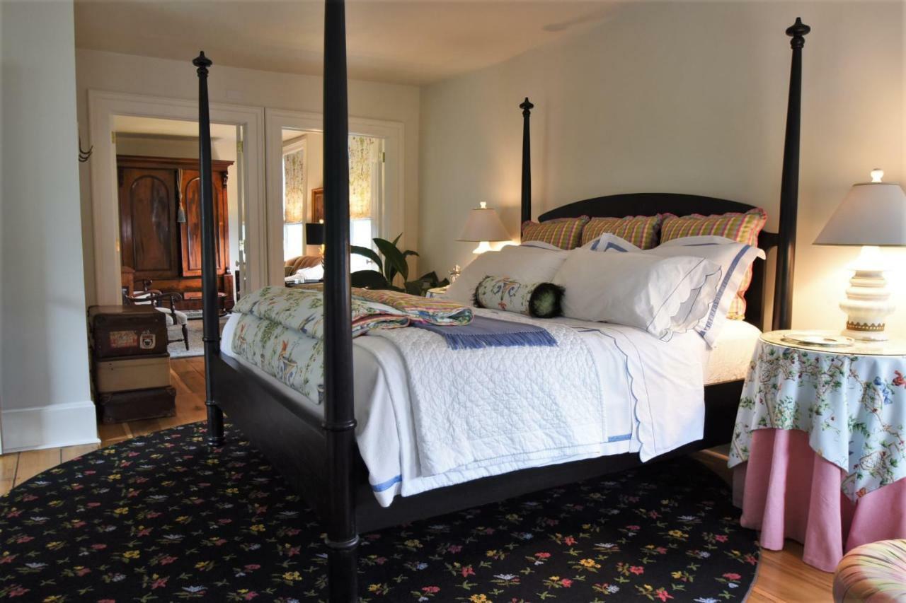 34 State "Historic Luxury Suites" Skaneateles Bagian luar foto