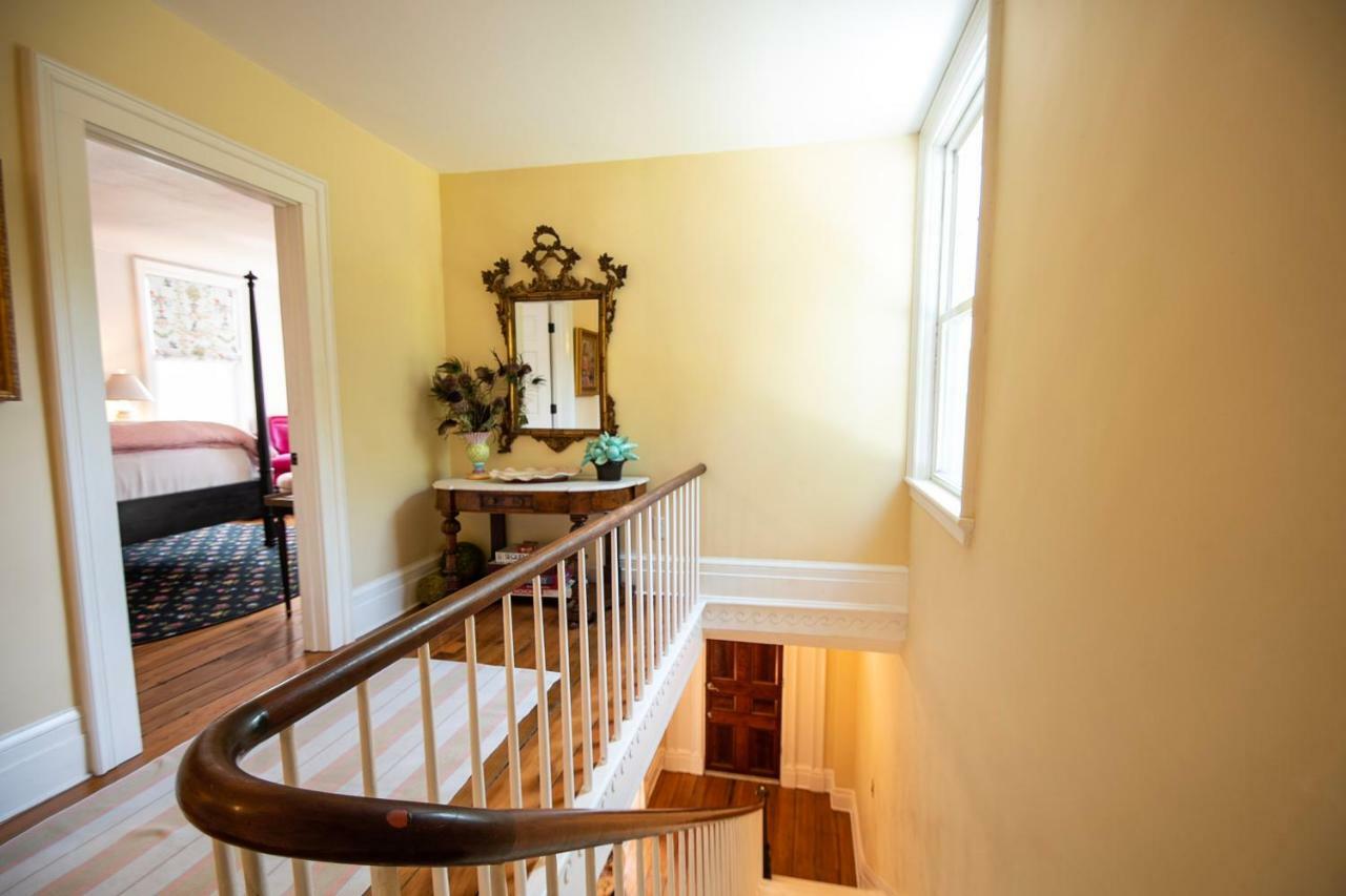 34 State "Historic Luxury Suites" Skaneateles Bagian luar foto